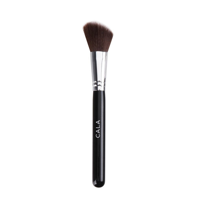 cala-studio-master-angled-contour-brush-1