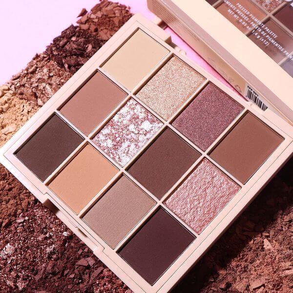 moira-essential-nudes-pressed-pigment-palette-1