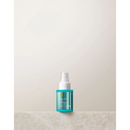 moroccanoil-frizz-shield-spray-11