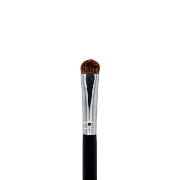 Crown Pro Crescent Shadow Brush - C422