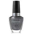 vegas vixen - cuccio - nail polish